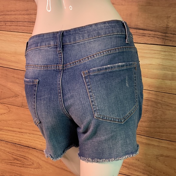 Time & Tru short blue Jean bottoms s true medium wash denim summer fringe sz 6 - Picture 12 of 15